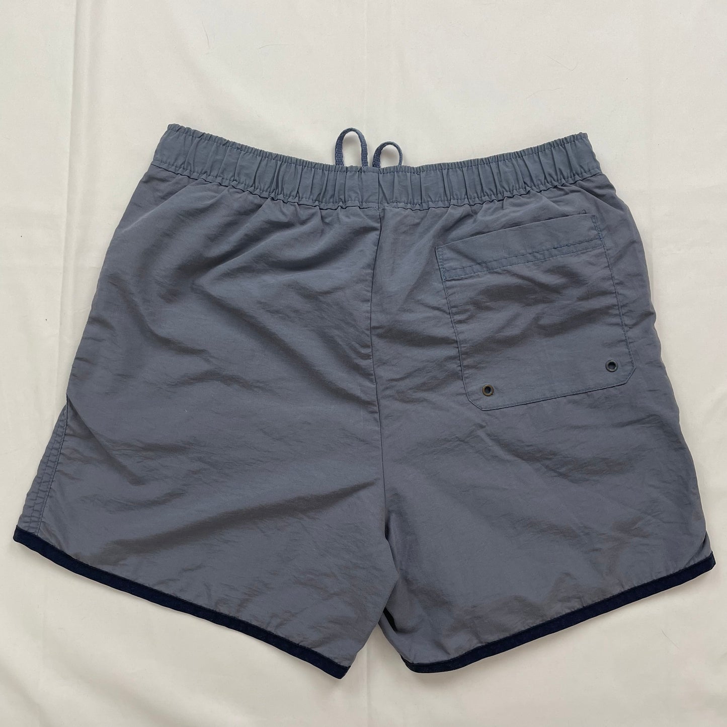 Nike Shorts - Kids L