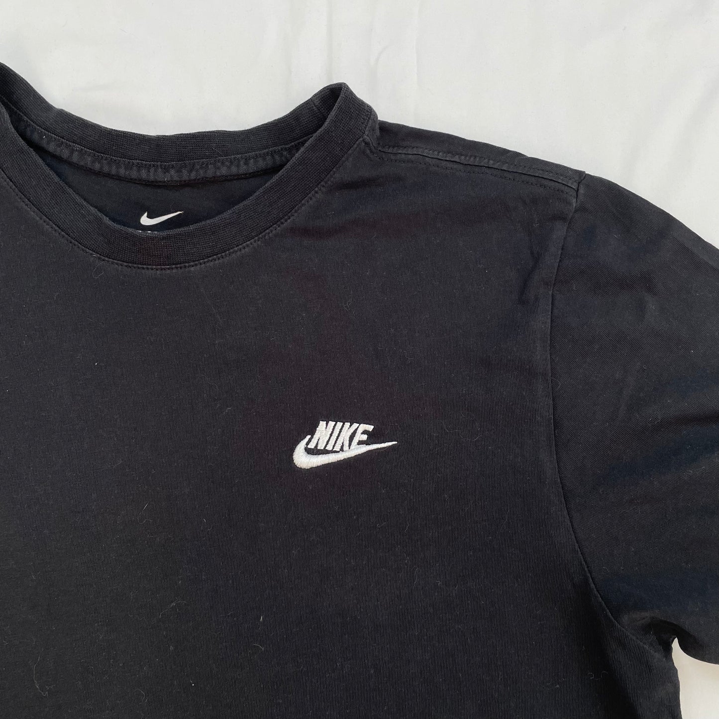 Nike T-Shirt [Gestickt] - S